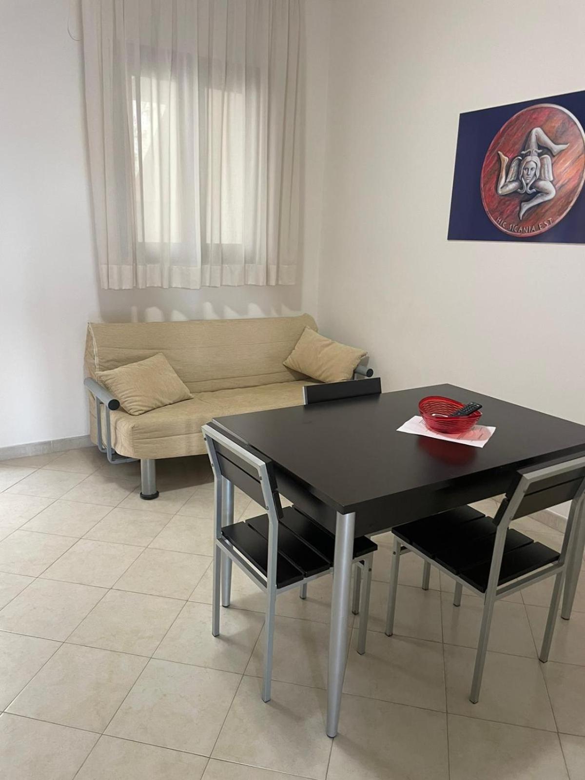 Casa Vacanze Tridente Villa Trapani Buitenkant foto